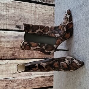 Authentic Manolo Blahnik Size 39.5 High Heel Boots *Host Pick*